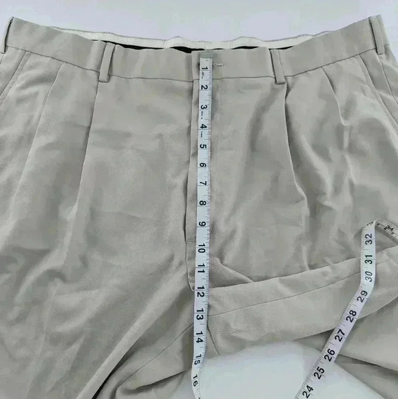 Pro Tour Golf Shorts Adult 40 Ivory Pleated Front Lightweight Men's 40 - Picture 10 of 13